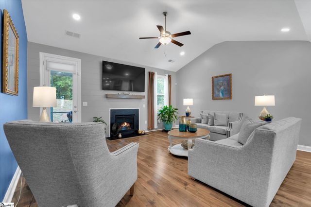 22 Needham Drive, Simpsonville, SC 29681