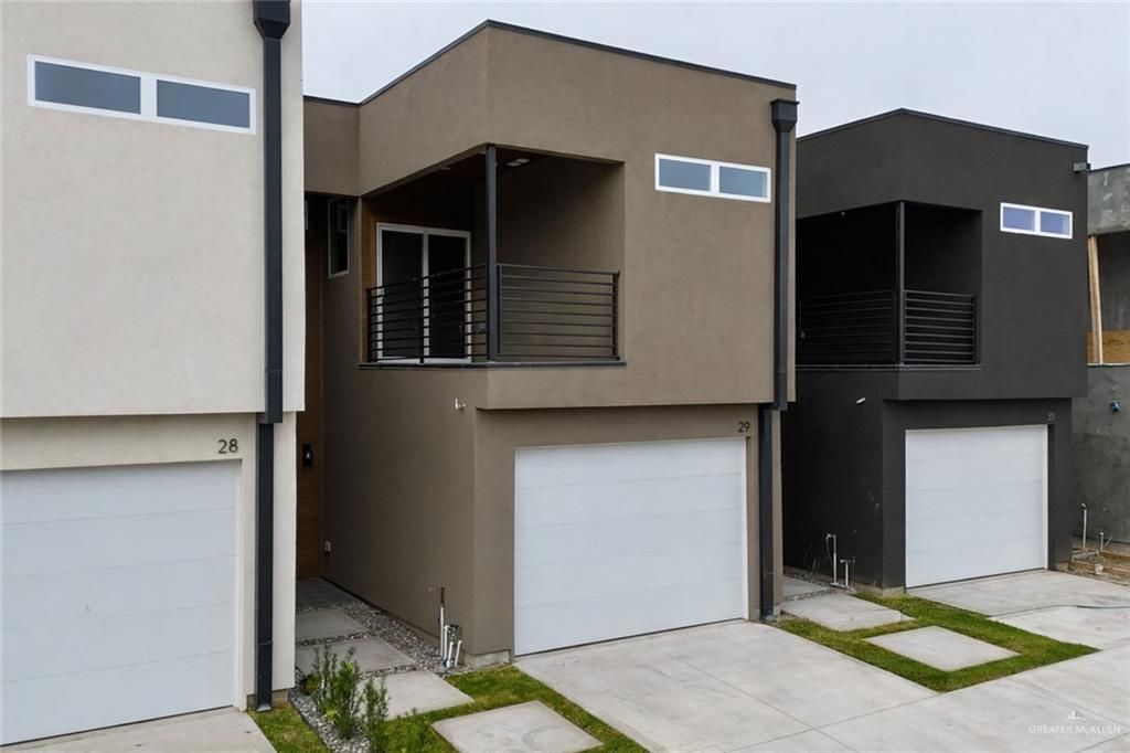 8101 N 23rd Street 29, Mcallen, TX 78504