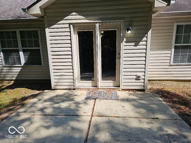 12220 Sweet Creek Trail, Fishers, IN 46037