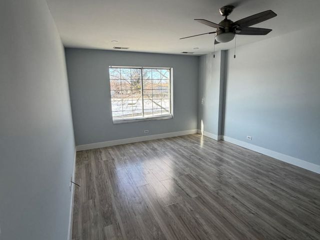 6S018 Steeple Run Drive 6S018, Naperville, IL 60540