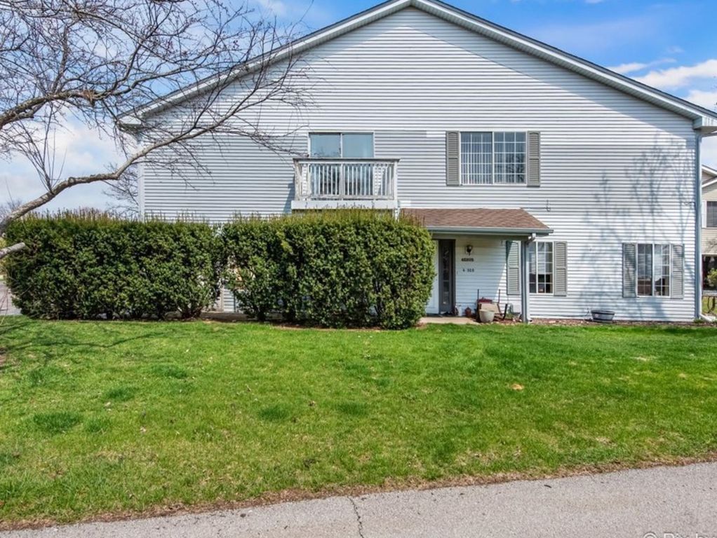 6S018 Steeple Run Drive 6S018, Naperville, IL 60540