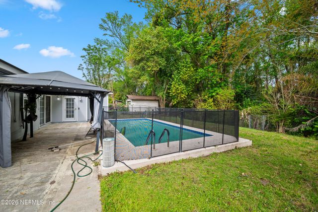 8073 JOFFRE Drive, Jacksonville, FL 32210