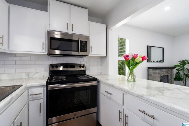 1333 31st St S Apt F, Birmingham, AL 35205