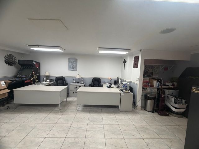 4600 N Cumberland Avenue 1, Chicago, IL 60656