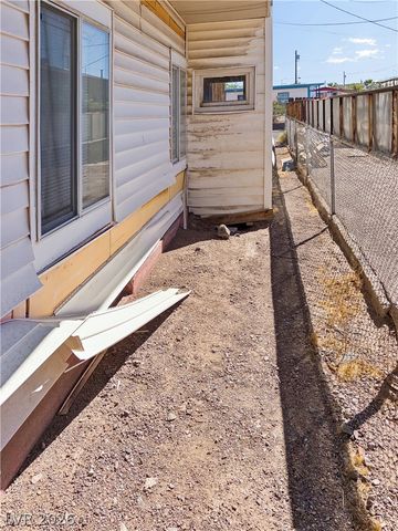 107 West Victory Road, Henderson, NV 89015