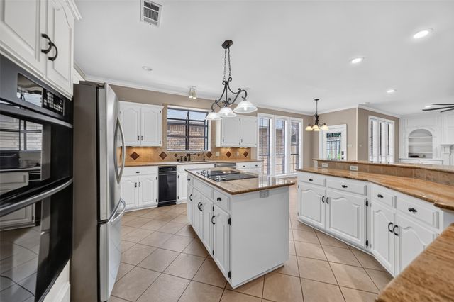 504 Hyde Park Drive, Tyler, TX 75701