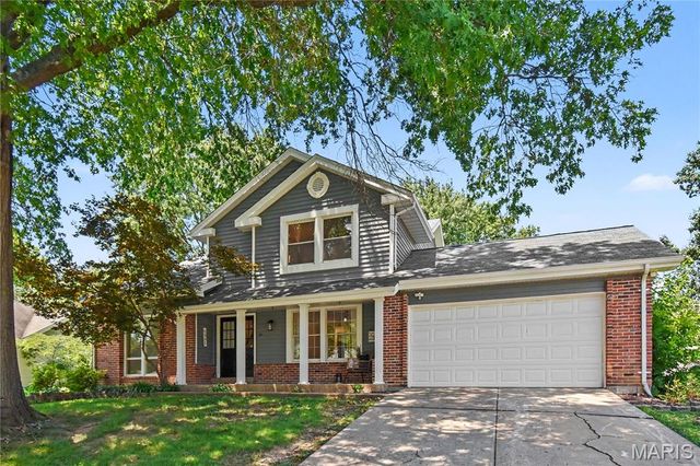 22 Normandy Drive, Lake St Louis, MO 63367