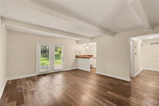 22 Normandy Drive, Lake St Louis, MO 63367