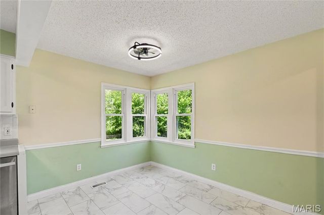 22 Normandy Drive, Lake St Louis, MO 63367