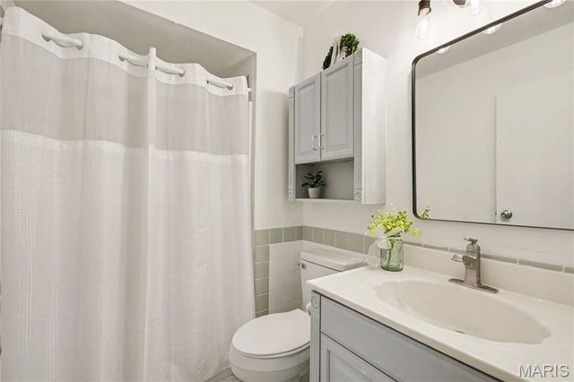 22 Normandy Drive, Lake St Louis, MO 63367