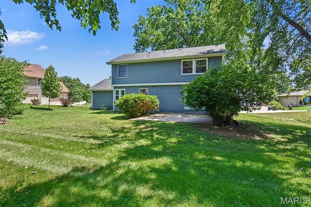 22 Normandy Drive, Lake St Louis, MO 63367