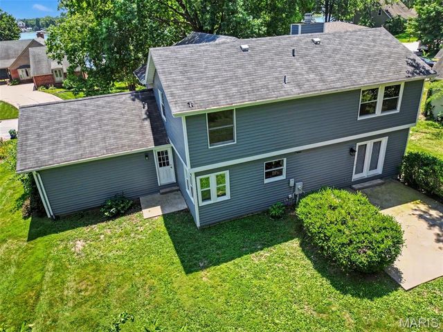 22 Normandy Drive, Lake St Louis, MO 63367