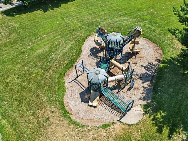 22 Normandy Drive, Lake St Louis, MO 63367