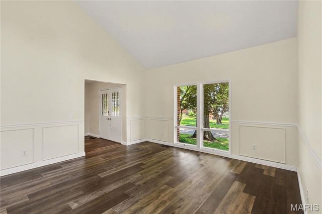 22 Normandy Drive, Lake St Louis, MO 63367