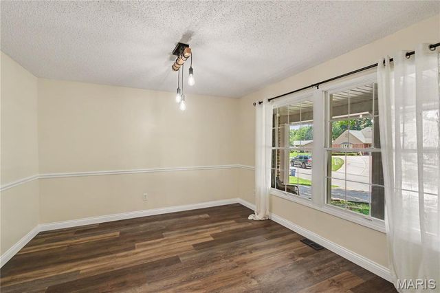 22 Normandy Drive, Lake St Louis, MO 63367