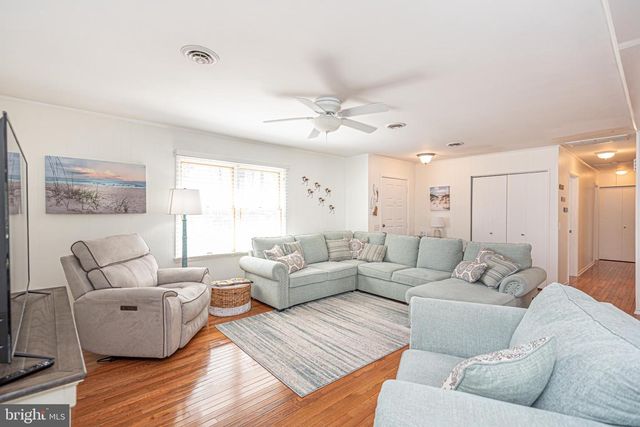 60 CLUBHOUSE, Ocean Pines, MD 21811