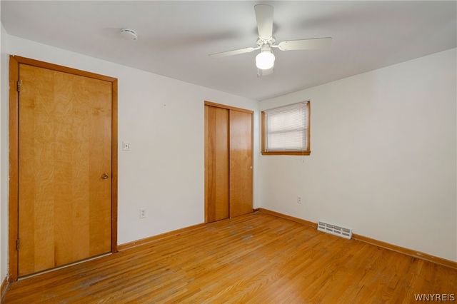 97 Mitchell Drive, Tonawanda, NY 14150