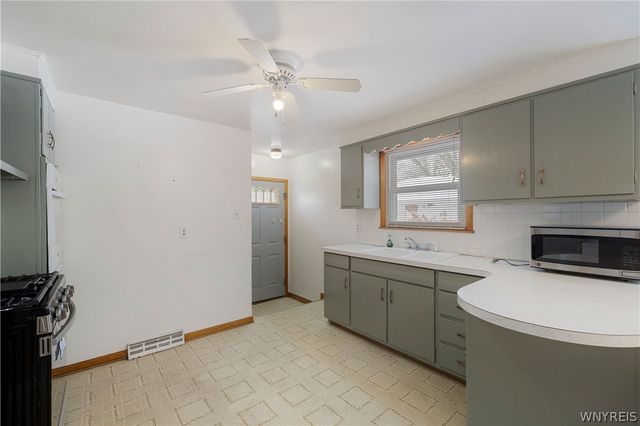 97 Mitchell Drive, Tonawanda, NY 14150