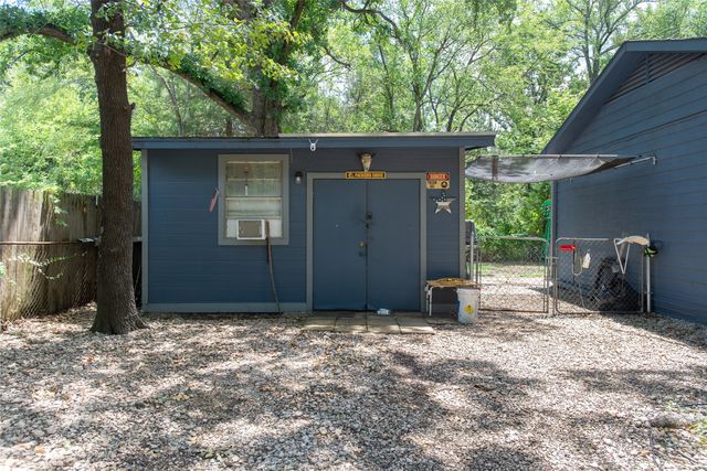8018 Double Bridge Road, Mabank, TX 75156