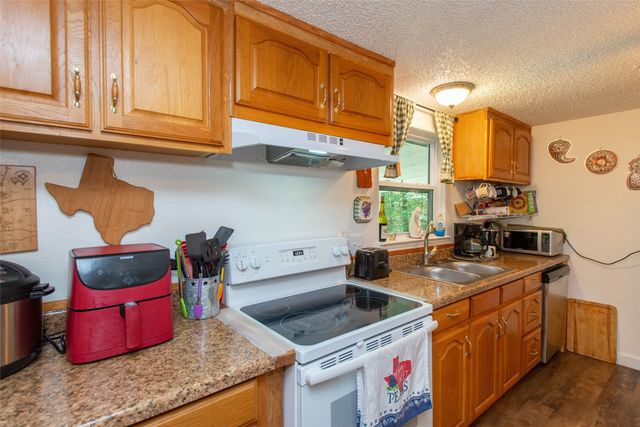 8018 Double Bridge Road, Mabank, TX 75156
