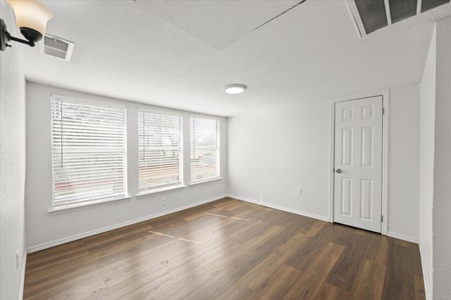 1716 5th Avenue, Fort Worth, TX 76110