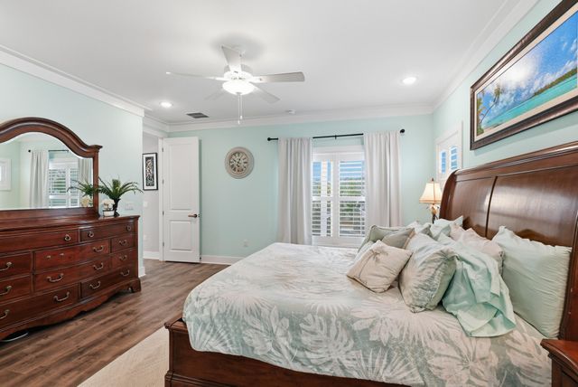 725 Landing Circle, Panama City Beach, FL 32413