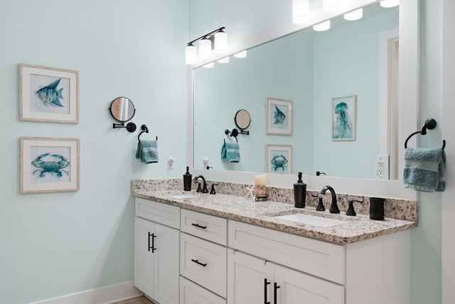 725 Landing Circle, Panama City Beach, FL 32413