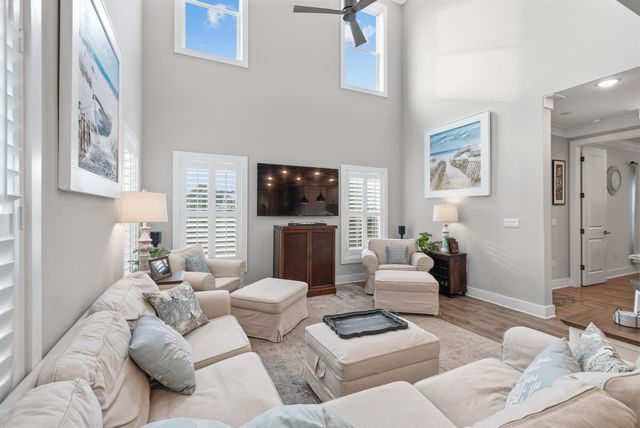 725 Landing Circle, Panama City Beach, FL 32413