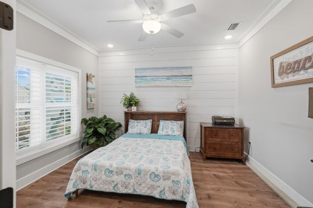 725 Landing Circle, Panama City Beach, FL 32413