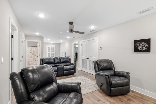 725 Landing Circle, Panama City Beach, FL 32413