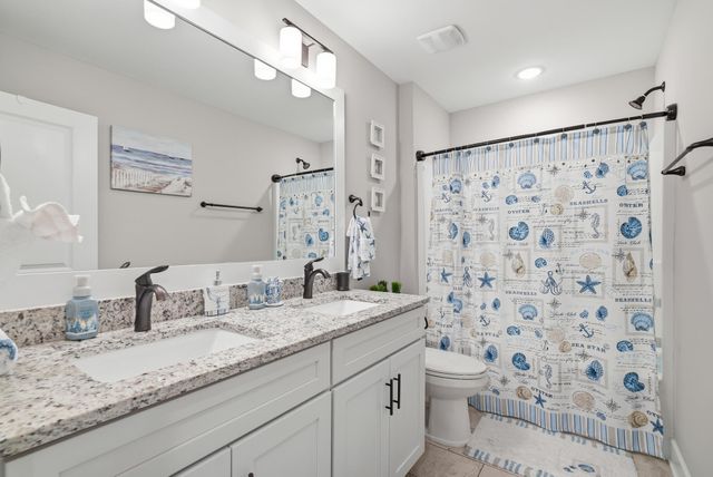 725 Landing Circle, Panama City Beach, FL 32413