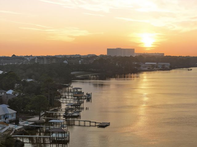 725 Landing Circle, Panama City Beach, FL 32413