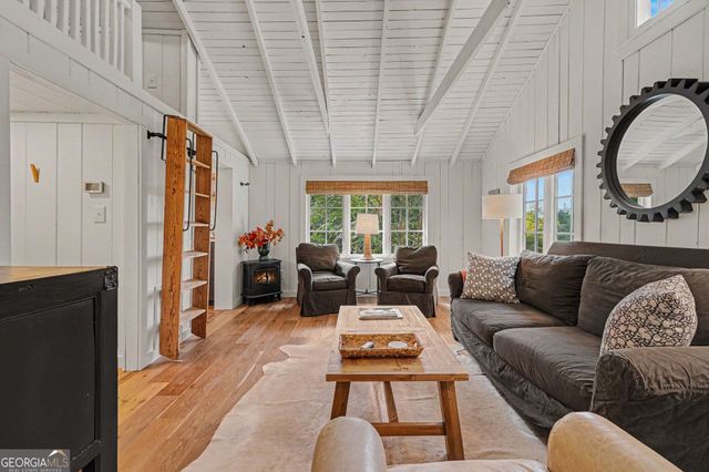 762 Valley Street, Clayton, GA 30525