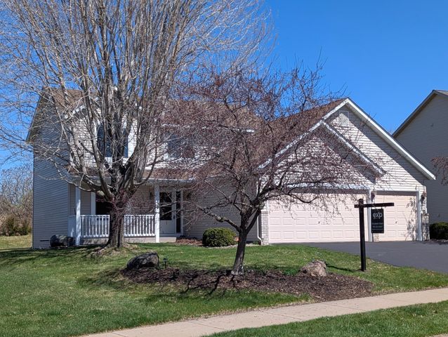 49 Windsor Wood Path, Hudson, WI 54016