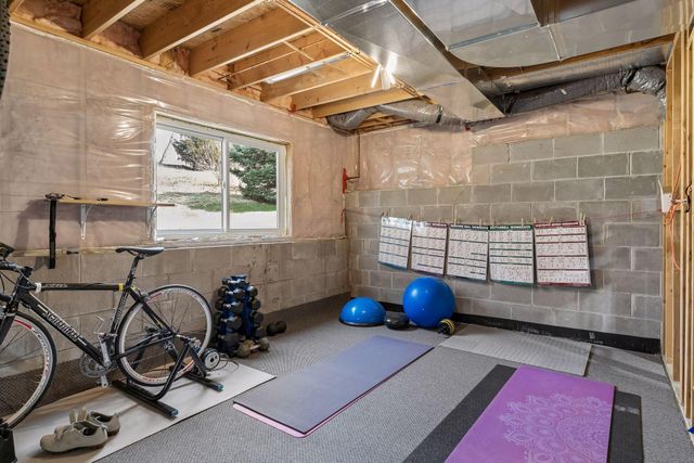 49 Windsor Wood Path, Hudson, WI 54016