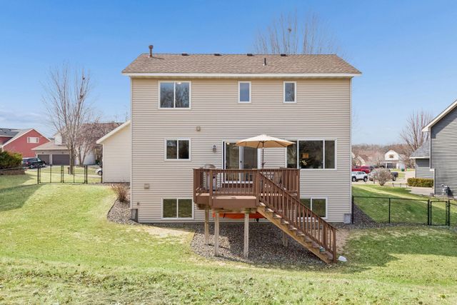 49 Windsor Wood Path, Hudson, WI 54016