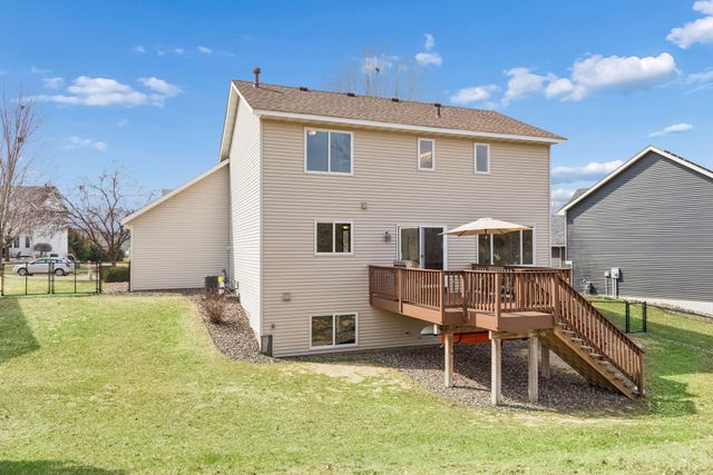 49 Windsor Wood Path, Hudson, WI 54016