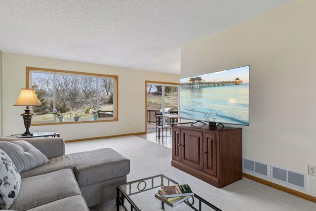 49 Windsor Wood Path, Hudson, WI 54016