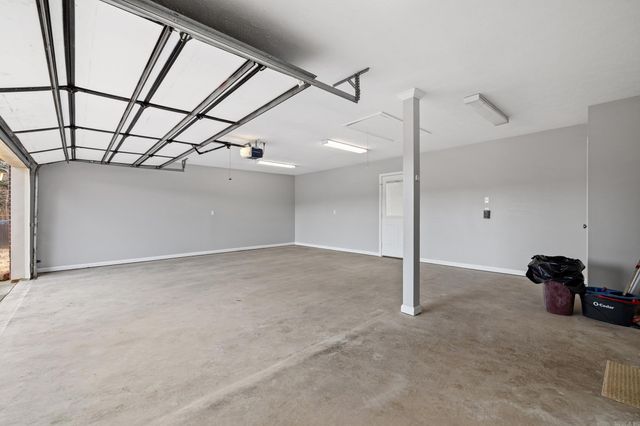 12 Boxwood Cove, Cabot, AR 72023