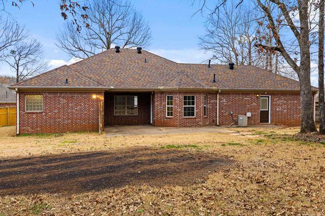 12 Boxwood Cove, Cabot, AR 72023