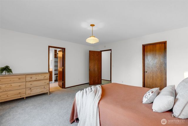 104 McMenomy Drive, Kelso, WA 98626