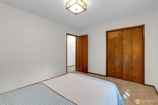 104 McMenomy Drive, Kelso, WA 98626