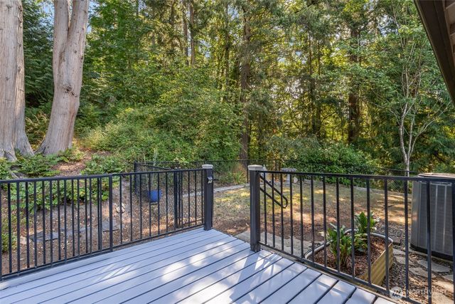 104 McMenomy Drive, Kelso, WA 98626