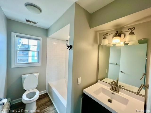 1869 Union Lake Road, Commerce Twp, MI 48382