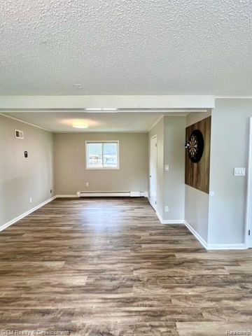 1869 Union Lake Road, Commerce Twp, MI 48382