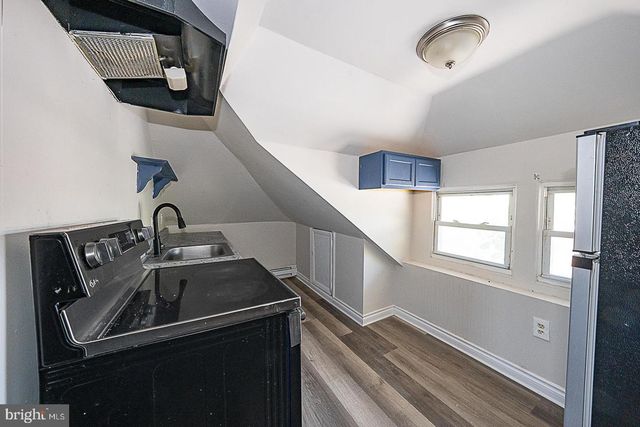 565 CHESTER PIKE, Prospect Park, PA 19076
