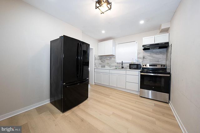 565 CHESTER PIKE, Prospect Park, PA 19076
