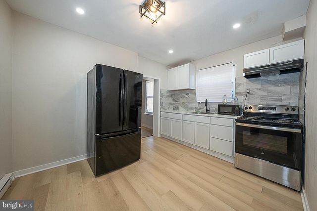 565 CHESTER PIKE, Prospect Park, PA 19076