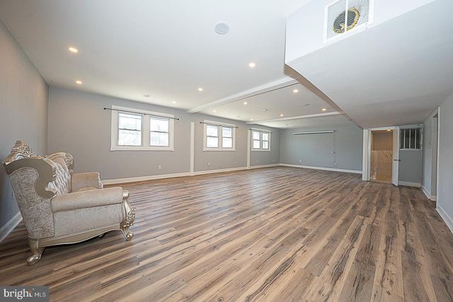 565 CHESTER PIKE, Prospect Park, PA 19076
