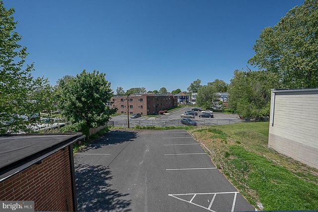 565 CHESTER PIKE, Prospect Park, PA 19076